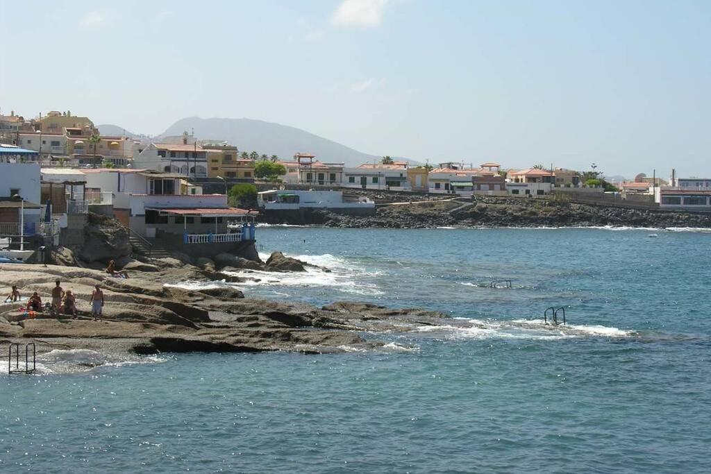 Spacious Apartment Just Few Steps Of The Ocean In La Caleta Costa Adeje  Luaran gambar
